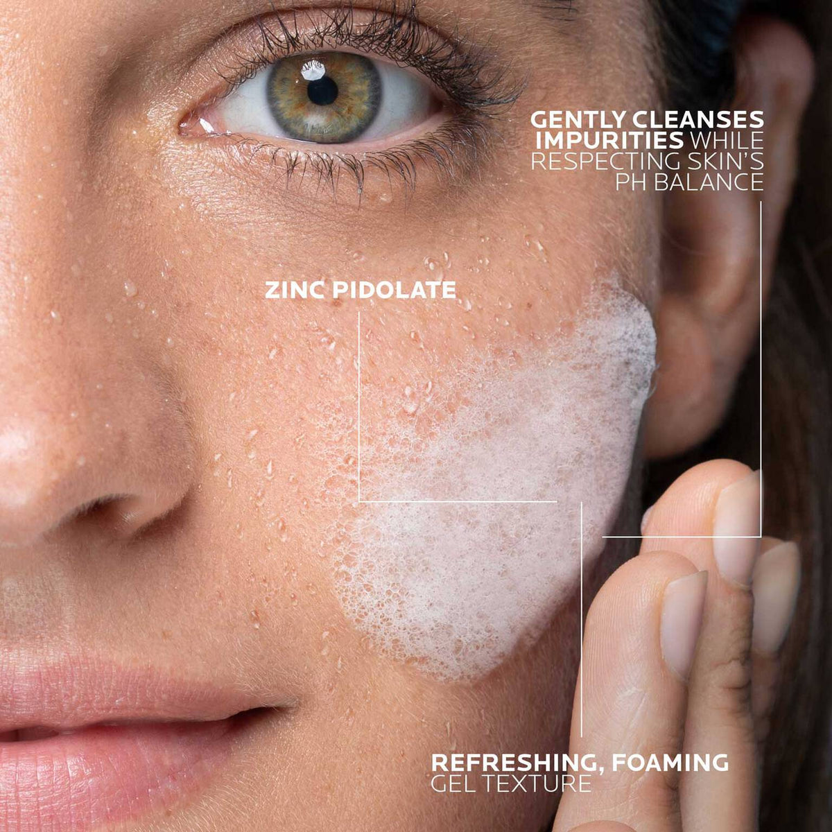 effaclar-gel-facial-wash-for-oily-skin-c8 LaRochePosay-Product-Effaclar-Effaclar-Foaming-Gel-400ml-3337872411991-texture-REV.jpg